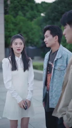 偏偏他是光(30集) 偏偏他是光(30集)好看上头短剧