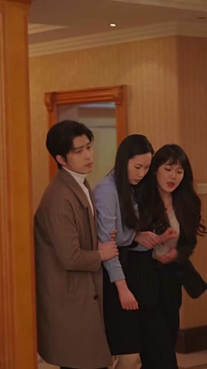 豪门夫人爽又飒(80集) 豪门夫人爽又飒(80集)精彩短剧片段