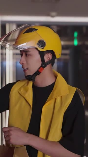 天降未来芯片（34集）全集在线看