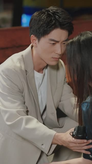 初雪(78集) 初雪(78集)好看的国产短剧