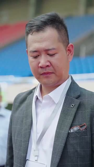 冠军归来(36集) 冠军归来(36集)好看短剧追不停