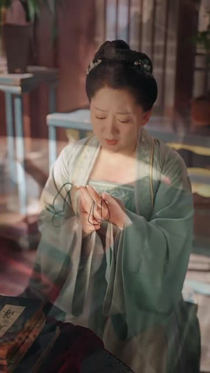 卖菜大妈竟是皇嫂(91集) 卖菜大妈竟是皇嫂(91集)古装短剧推荐