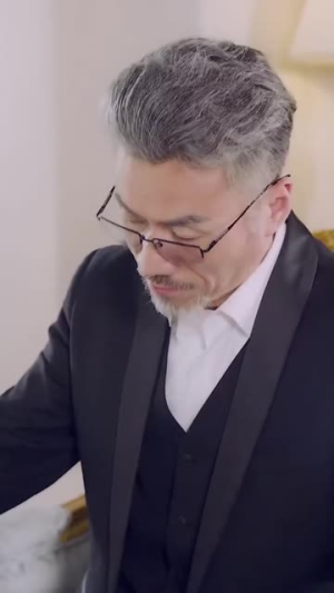 欧秘书对我下手了(24集) 欧秘书对我下手了(24集)最新短剧抢先看