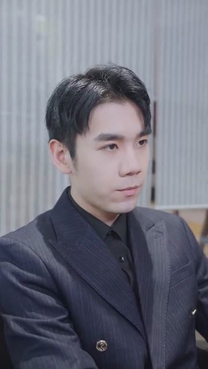 拥她入怀(64集) 拥她入怀(64集)短剧推荐更新中