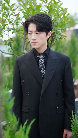 与他为邻(59集) 与他为邻(59集)古装热门短剧