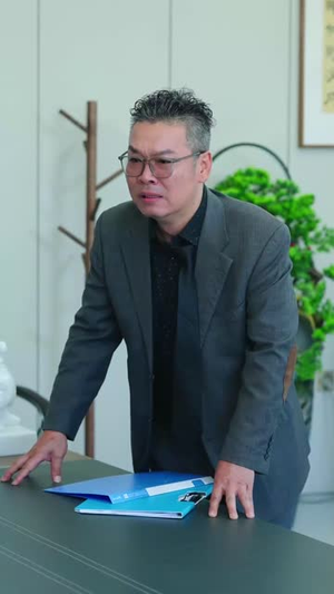 子凭父贵(27集) 子凭父贵(27集)热门短剧又来了