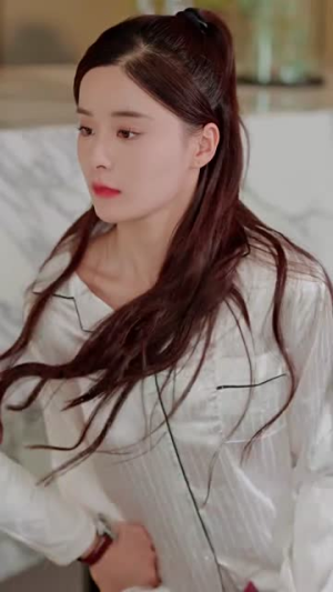 萌宝神助攻:妈咪,你要老公不要(98集) 萌宝神助攻:妈咪,你要老公不要(98集)精彩短剧随心推