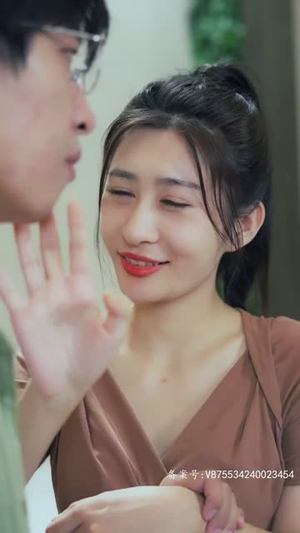 我和房东的秘密,我的美女室友,这个房客不一般(合集) 我和房东的秘密,我的美女室友,这个房客不一般(合集)抢先看热门短剧