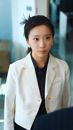 假面之下爱情之上（50集）最近很火的短剧