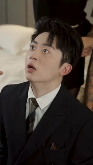 老伴病后，亲女儿给我撑腰（55集）好看短剧抢先看