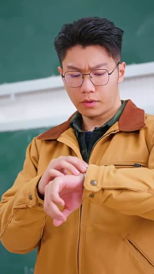 偷偷恋上你(100集) 偷偷恋上你(100集)短剧全集更精彩