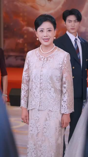 贤妻扶我青云志(62集) 贤妻扶我青云志(62集)穿越短剧推荐