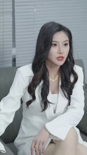 完蛋情书送错女老板(72集) 完蛋情书送错女老板(72集) 短剧演员排行榜