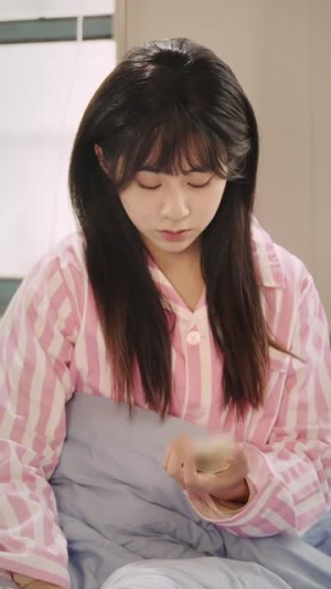 军婚四年未见面，军官老公回来了（95集） 最新上映免费看