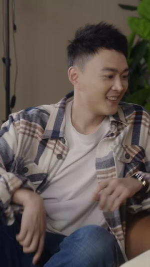 娱界掌舵人 (83集)集免费看短剧