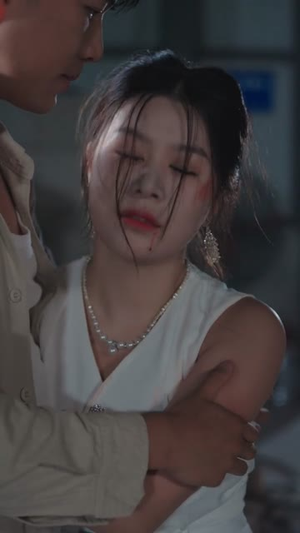 逍遥小村医 (84集)热门短剧追到爽