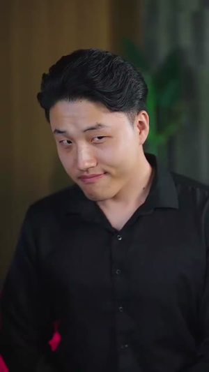 开局抽奖被姐姐们宠上天 (80集) 开局抽奖被姐姐们宠上天 (80集)这部短剧我爱了