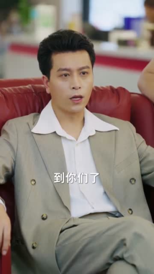 绿幕上的轨迹(83集) 绿幕上的轨迹(83集)热门短剧推荐。