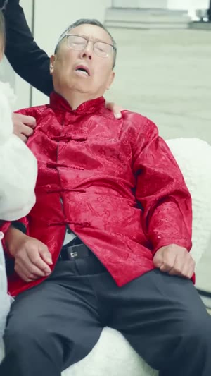 萌宝来袭，爹地让我当团宠（80集）小短剧抢先看